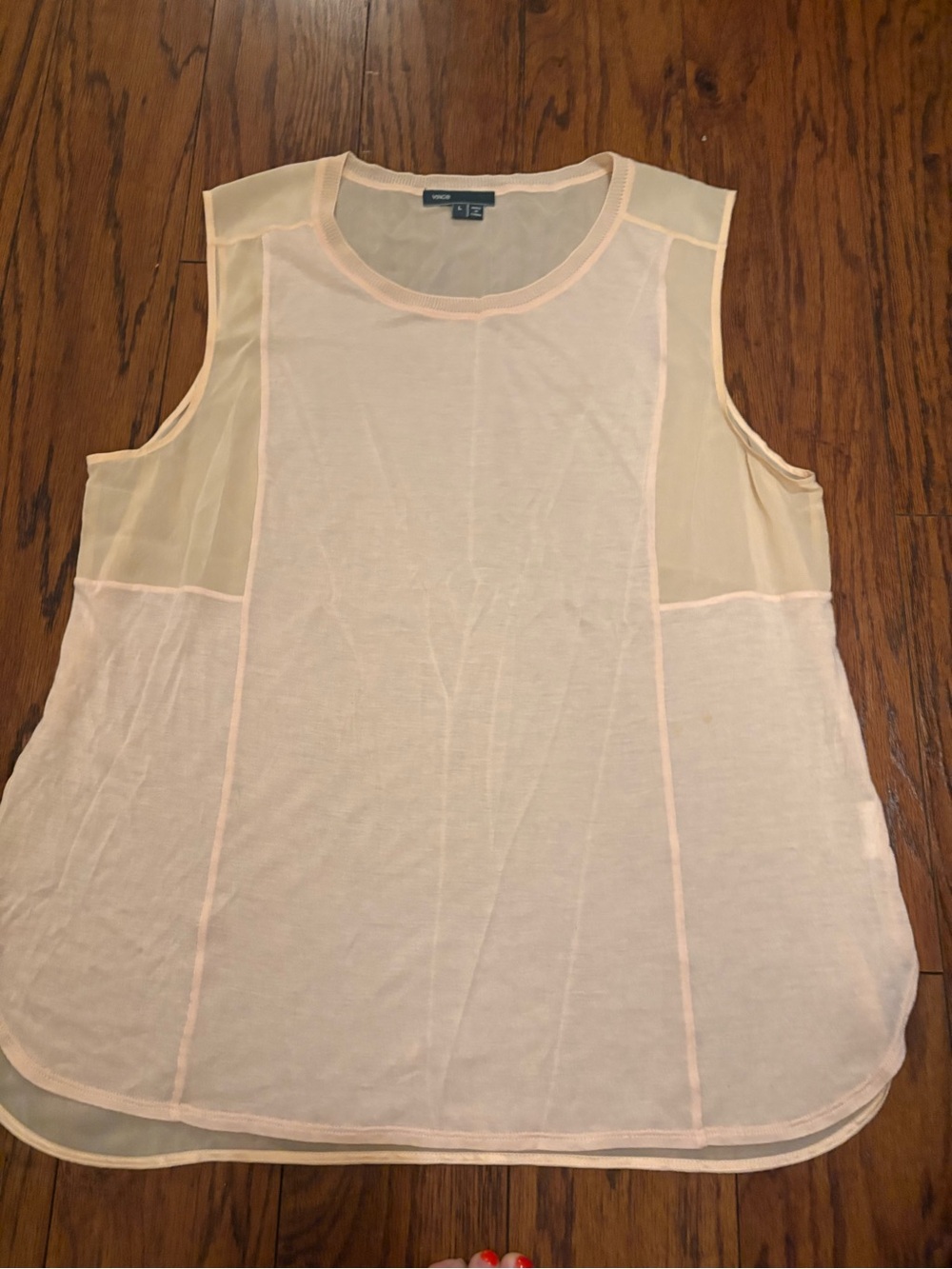Vince top size large